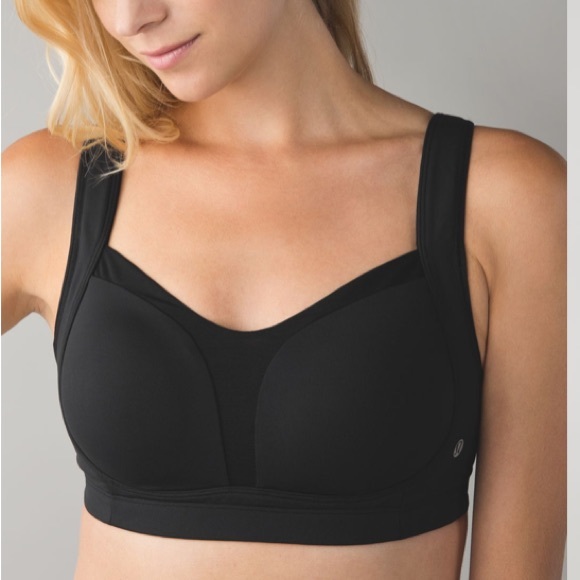 lululemon athletica Other - LULULEMON sports bra Ta ta tamer III 34C